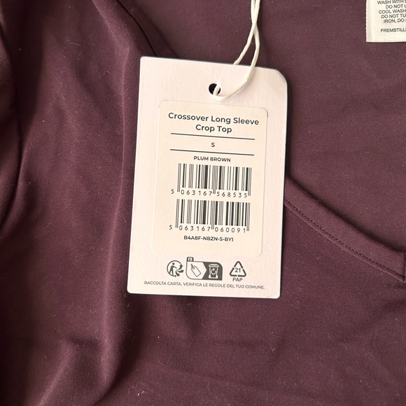 GymShark Crossover Long Sleeve Top - Picture 3 of 3